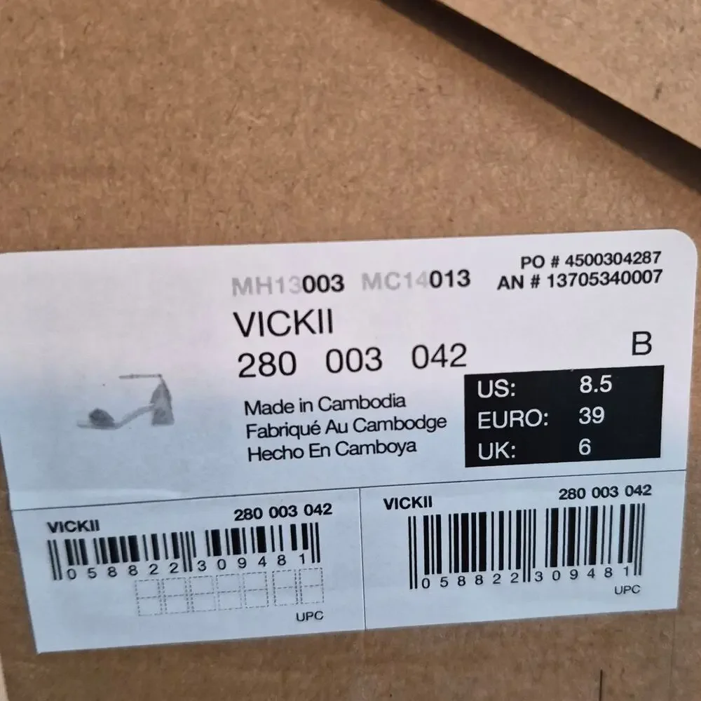 NEW Call It Spring Vickii block heel sandals rhinestone-covered finish SIZE 8.5